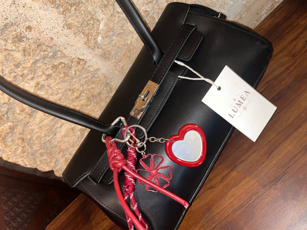 Amour Charm